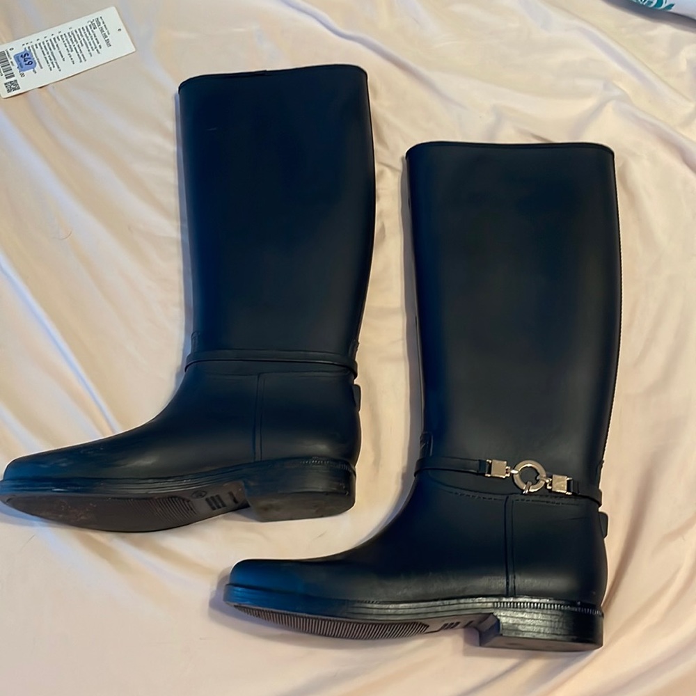 blue rain boots